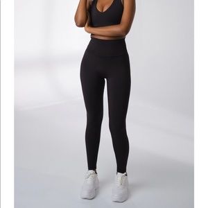 THE TENACITY PANT - MIDNIGHT - BLACK LOGO